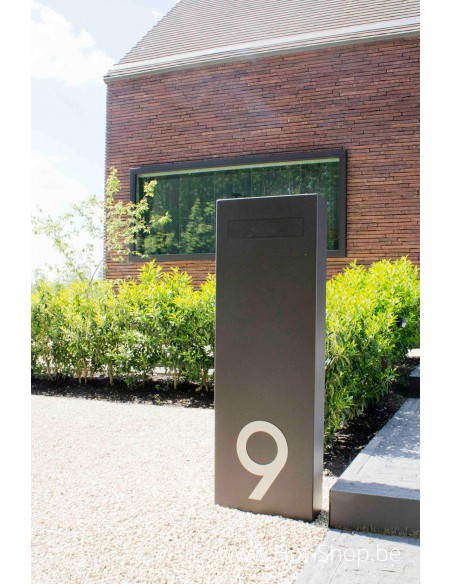 Monolith gelakt - brievenbus inox