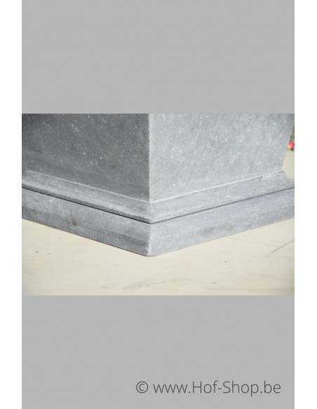 Cone Classic 50 x 35 x 55 cm - Plantenbak in arduin