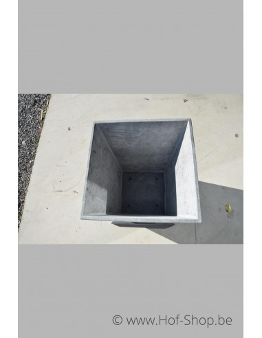 Cone Classic 50 x 35 x 55 cm - Plantenbak in arduin