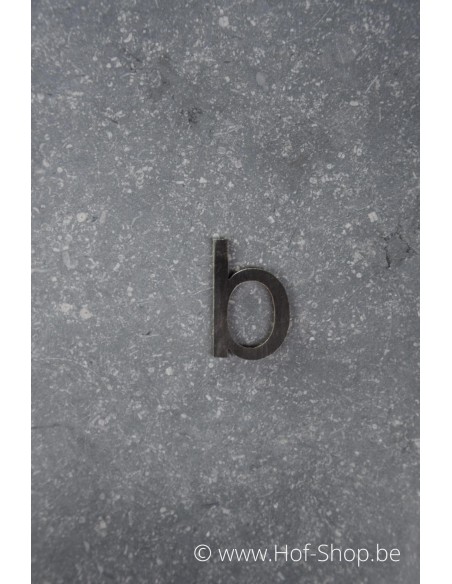 Letter B - cortenstaal 5 cm hoog (Ari)