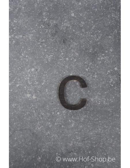 Letter C - cortenstaal 5 cm hoog (Ari)
