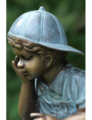 Lezende jongen - bronzen beeld (AN0143BR-V)