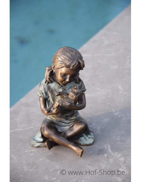 Meisje met teddybeer - bronzen beeld (AN0804BRW-V)